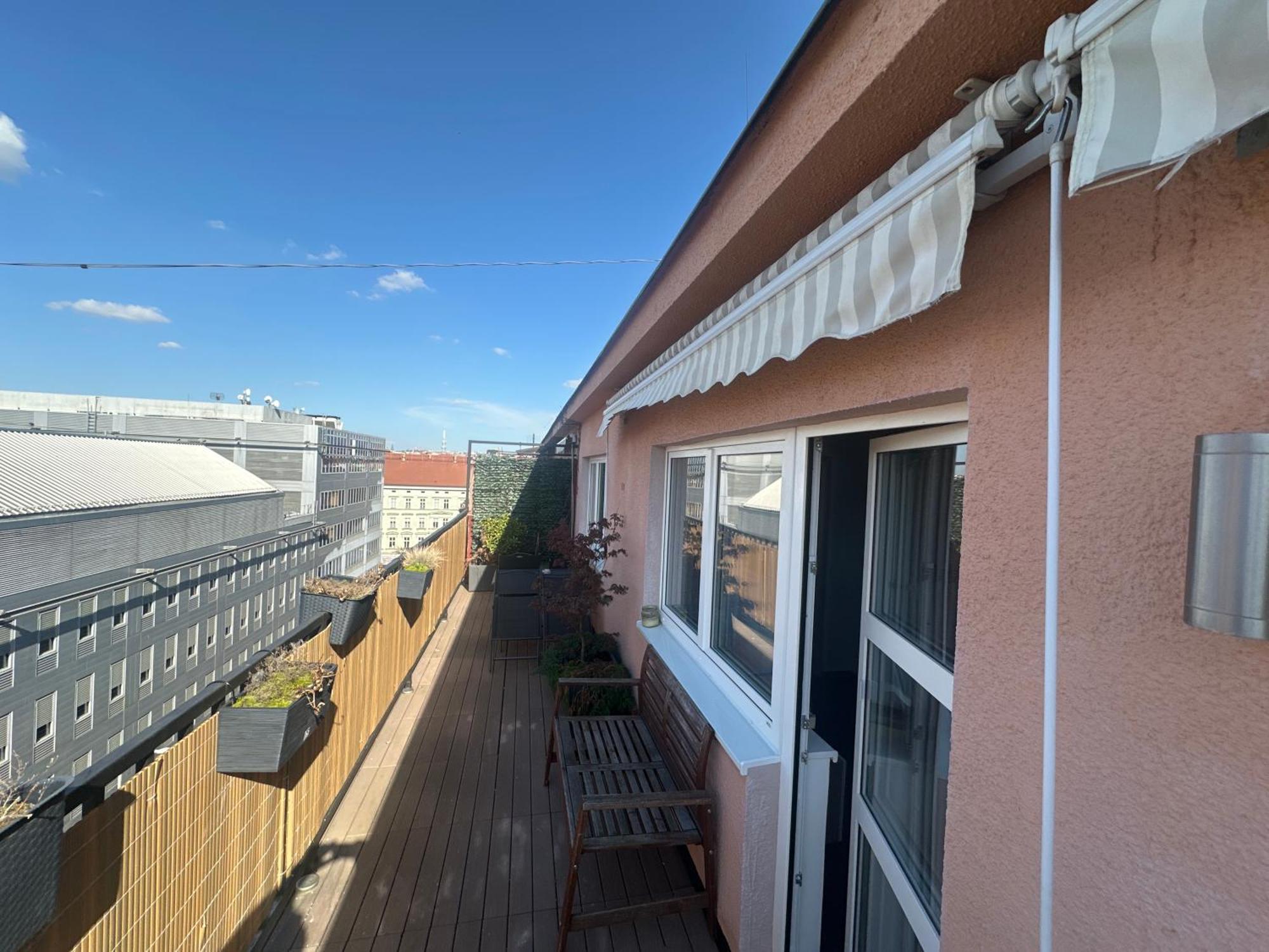 Andel Apartment With Terrace — Photos 1
